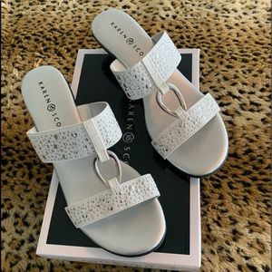 Karen Scott Eanna Sandals